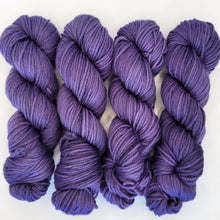 Load image into Gallery viewer, &#39;Fluorite&#39; Semi Solid 100g Skein
