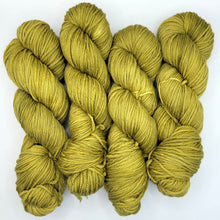 Load image into Gallery viewer, &#39;Curry&#39; Semi Solid 100g Skein
