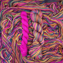 Load image into Gallery viewer, &#39;Crochet&#39; Self Striping Sock Sets
